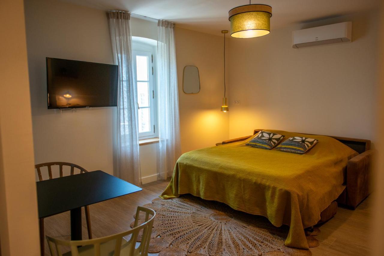 נרבון La Maison Des Vendangeurs En Ville מראה חיצוני תמונה